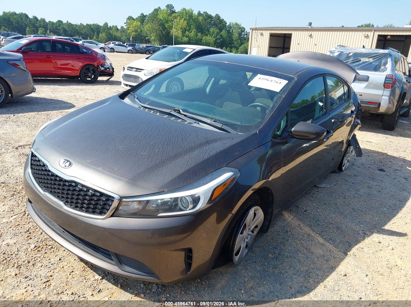2017 Kia Forte, Удар ззаду, IAAI, VIN 3KPFK4A72HE133529 — фото 2