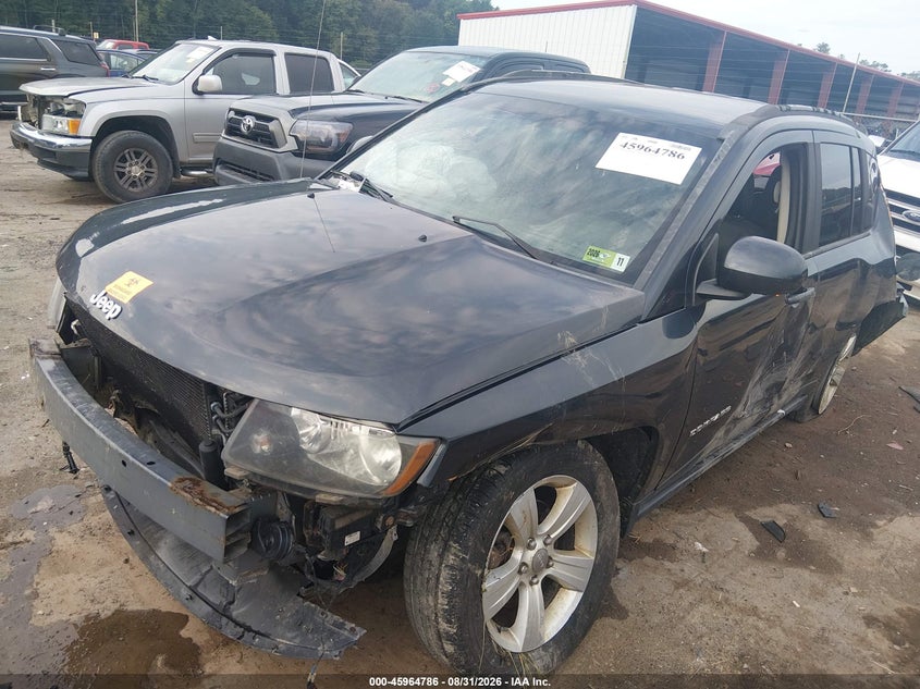 2014 Jeep Compass, Front & Rear, IAAI, VIN 1C4NJDEB6ED822578 — photo 2