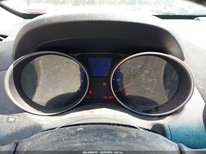 HYUNDAI TUCSON 2011 VIN KM8JUCAC5BU170705
