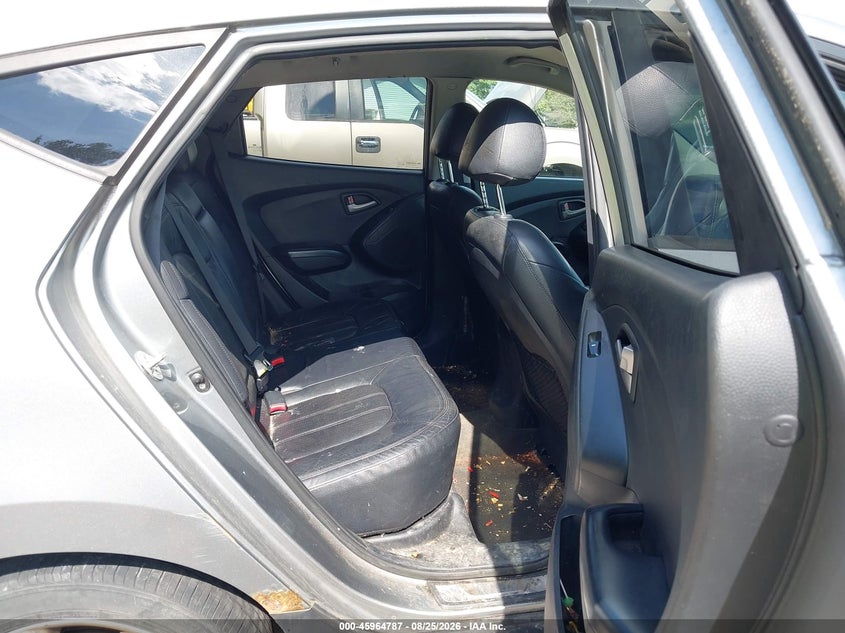 2011 HYUNDAI TUCSON auction photo 8