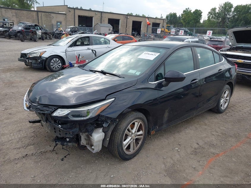 2018 Chevrolet Cruze, Front End, IAAI, VIN 1G1BE5SM2J7167159 — photo 2