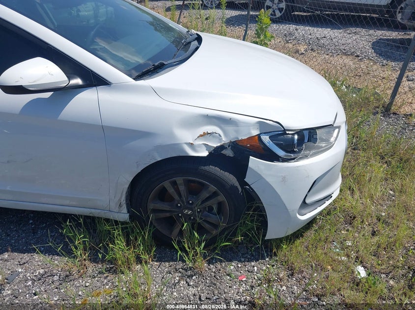 2018 HYUNDAI ELANTRA auction photo 6