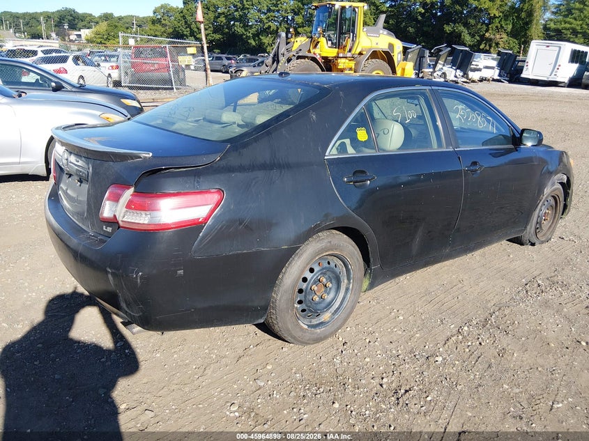 2010 TOYOTA CAMRY auction photo 4