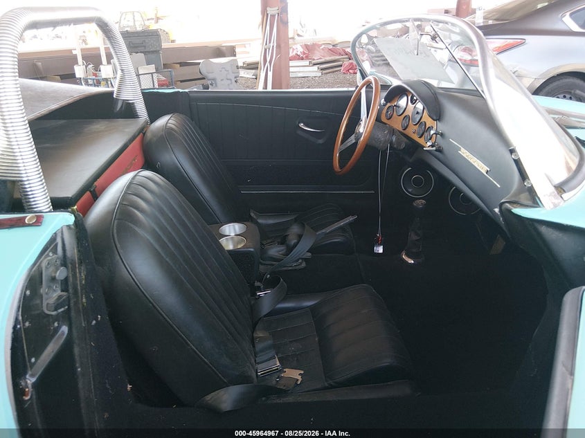 1965 VOLKSWAGEN BEETLE auction photo 5