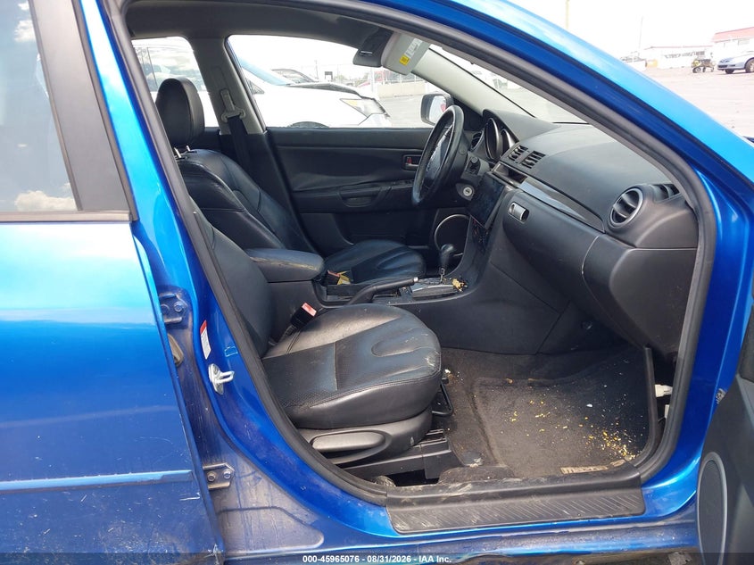 MAZDA 3 2004 VIN JM1BK343641155435