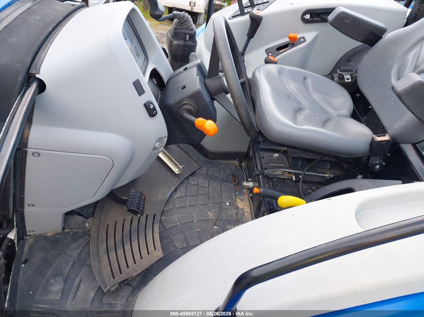2022 NEW HOLLAND 75 TRACTOR auction photo 8