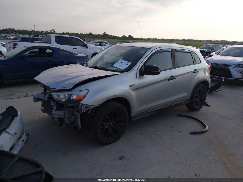 2019 Mitsubishi Outlander, Front End, IAAI, VIN JA4AR3AU1KU017263 — photo 2