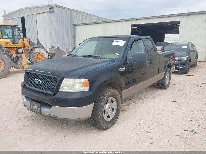 2004 FORD F-150 auction photo 2