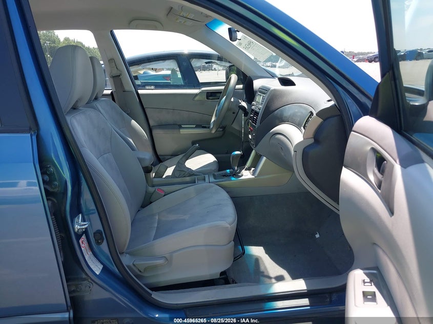 2009 SUBARU FORESTER auction photo 5