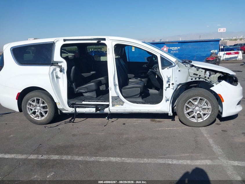 2026 CHRYSLER VOYAGER VAN 3.6L V-6 DOHC, VVT, REGULAR , 287HP