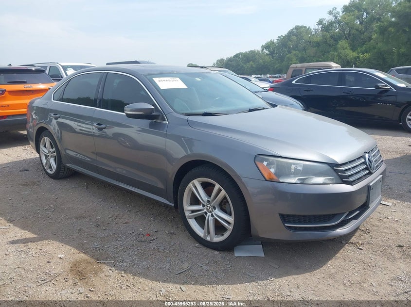2014 VOLKSWAGEN PASSAT auction photo 1