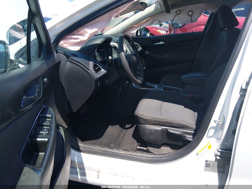 2018 CHEVROLET CRUZE auction photo 5