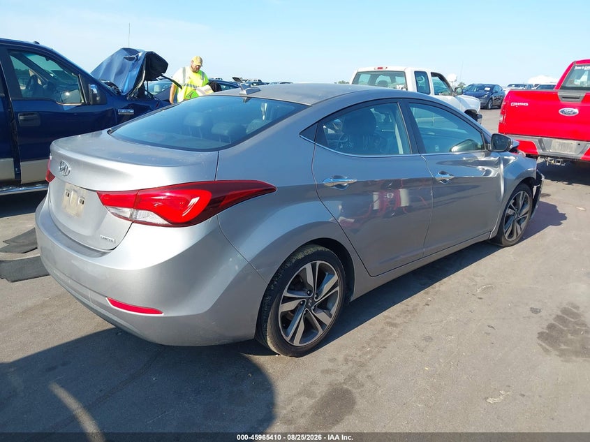 2014 HYUNDAI ELANTRA auction photo 4