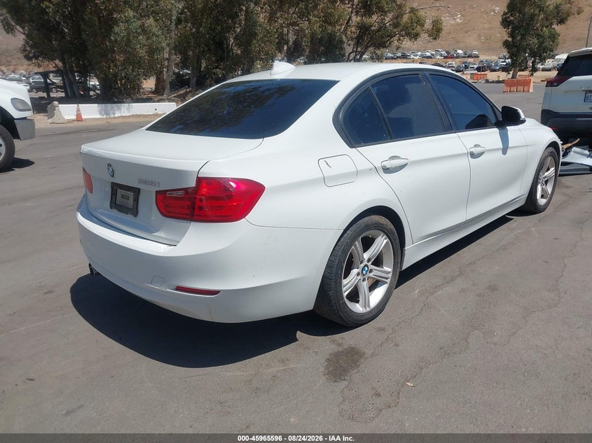 Vin: wba3c1c54fk122484, lot: 46464815, bmw 328i 20154