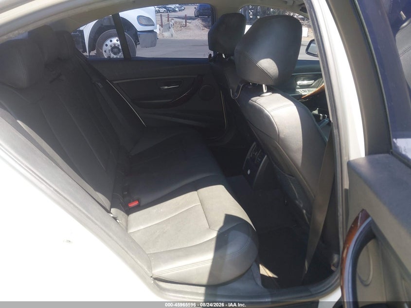 2015 BMW 328I auction photo 8