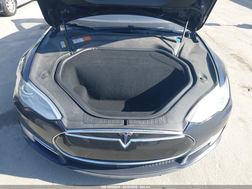 TESLA MODEL S 2015 VIN 5YJSA1H43FF084246