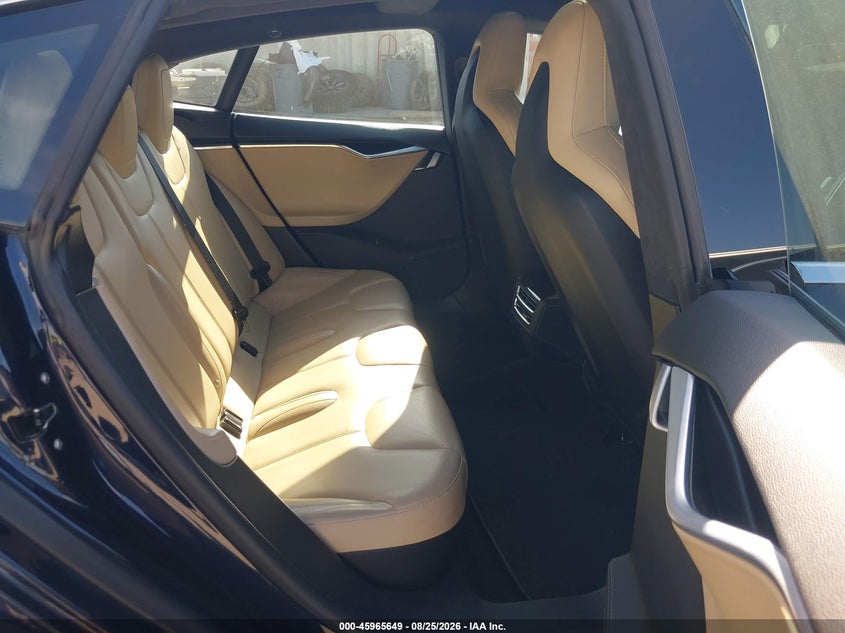 TESLA MODEL S 2015 VIN 5YJSA1H43FF084246