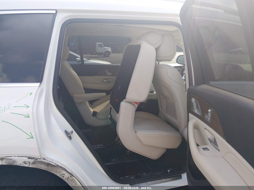 MERCEDES-BENZ GLS 450 - zdjęcie 8