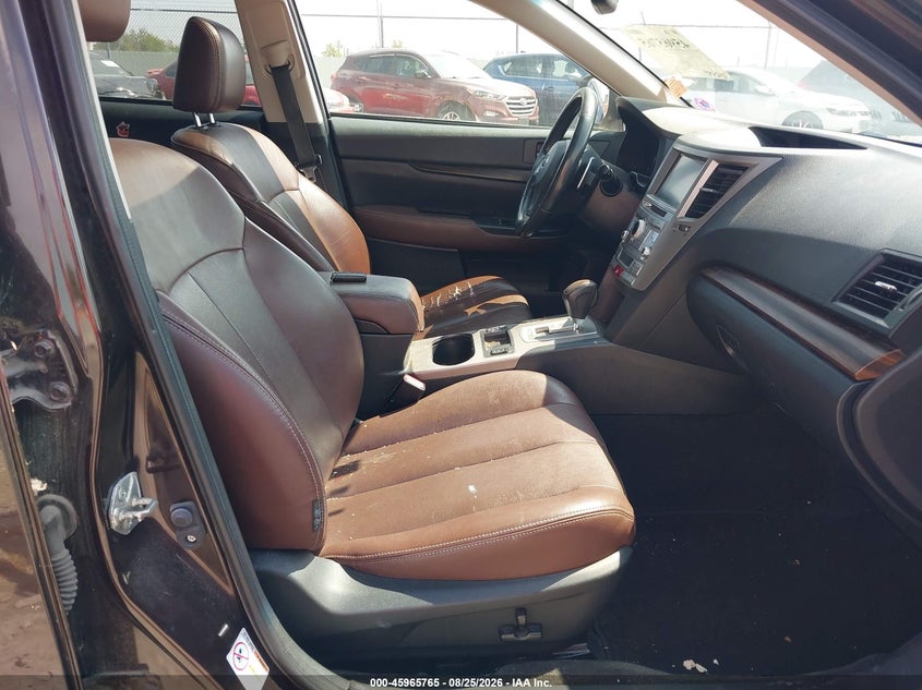2013 SUBARU OUTBACK auction photo 5