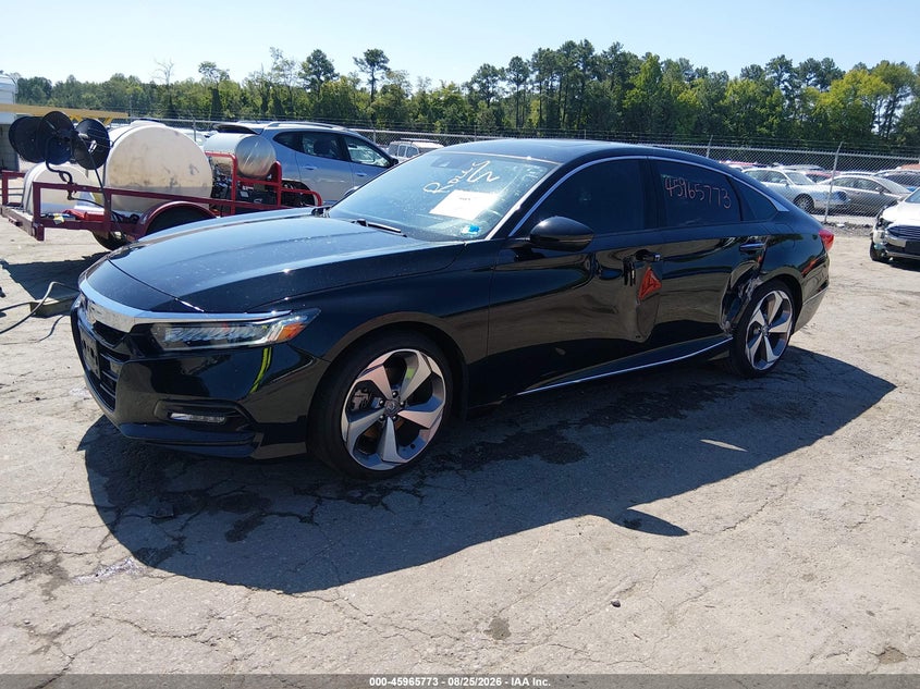 2018 Honda Accord Touring, Левый бок, IAAI, VIN 1HGCV1F94JA192871 — фото 2