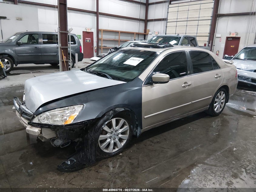 2007 Honda Accord 3.0 Ex, Front End, IAAI, VIN 1HGCM66527A082570 — photo 2