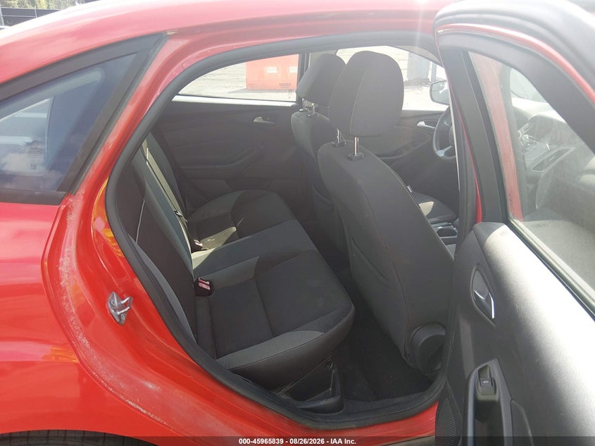2014 FORD FOCUS auction photo 8