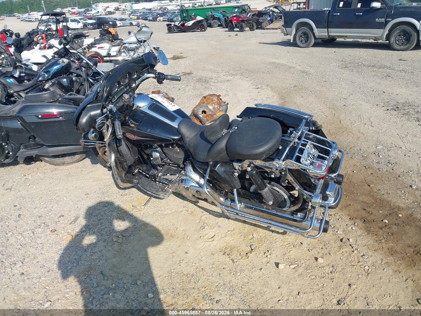 HARLEY-DAVIDSON FLHT 2008