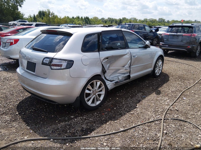 2012 AUDI A3 auction photo 4