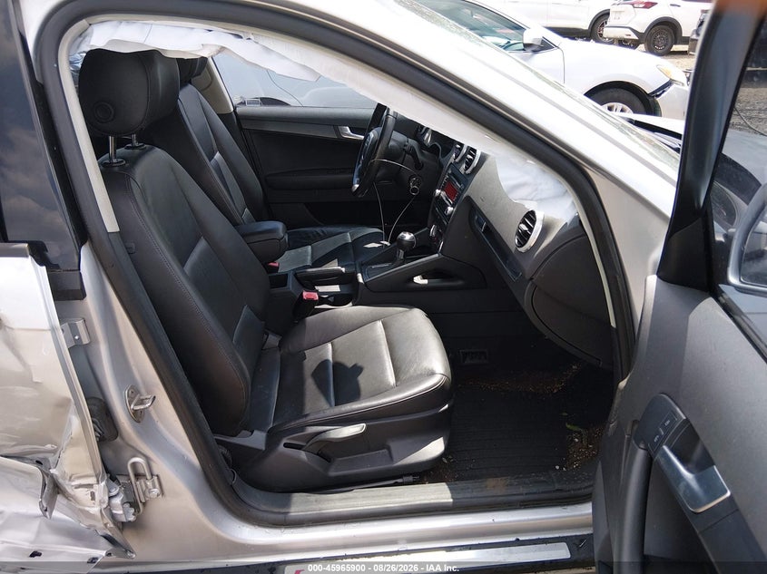 2012 AUDI A3 auction photo 5