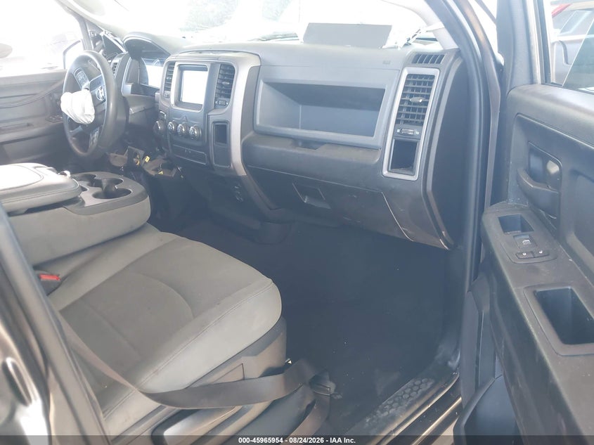 RAM 1500 CLASSIC 2020 VIN 1C6RR6FG5LS114550
