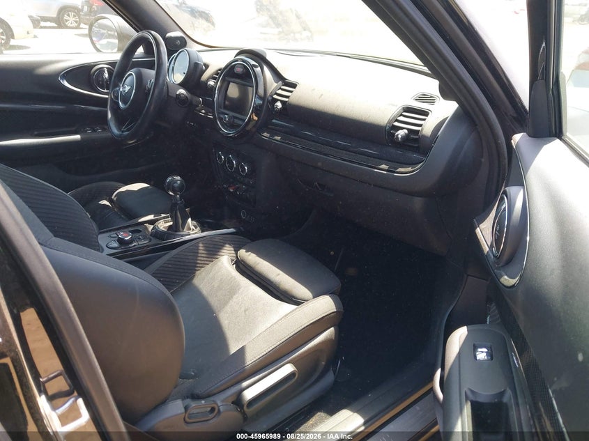 2016 MINI CLUBMAN auction photo 5