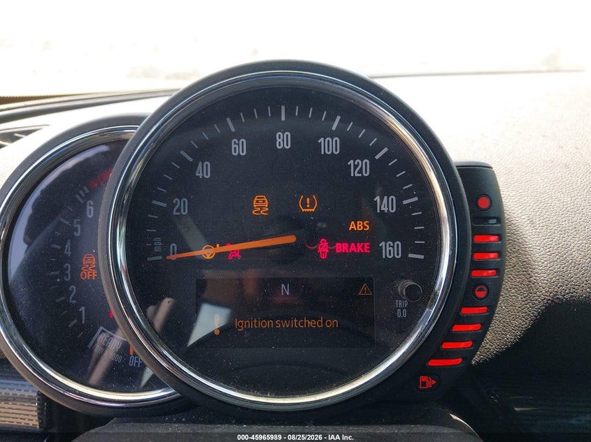 2016 MINI CLUBMAN auction photo 7