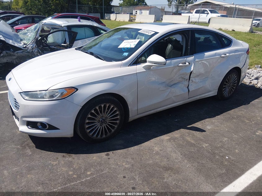 2014 Ford Fusion, Левый бок, IAAI, VIN 3FA6P0K90ER323902 — фото 2