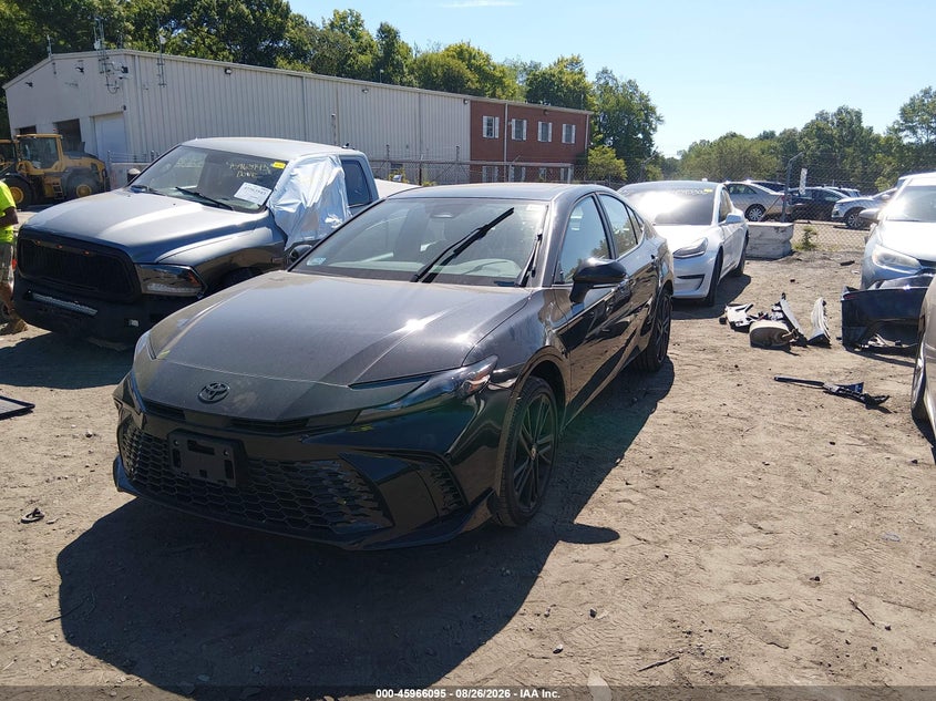 2026 Toyota Camry, Удар ззаду, IAAI, VIN 4T1DBADK4TU042970 — фото 2