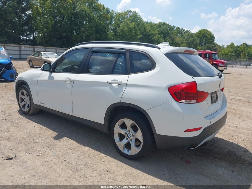 2013 BMW X1 auction photo 3