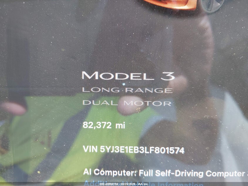 TESLA MODEL 3 - zdjęcie 14
