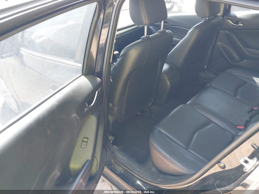 MAZDA MAZDA3 - zdjęcie 8