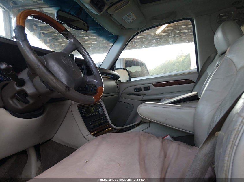 2002 CADILLAC ESCALADE auction photo 5