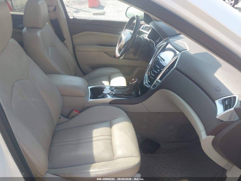 2014 CADILLAC SRX auction photo 5