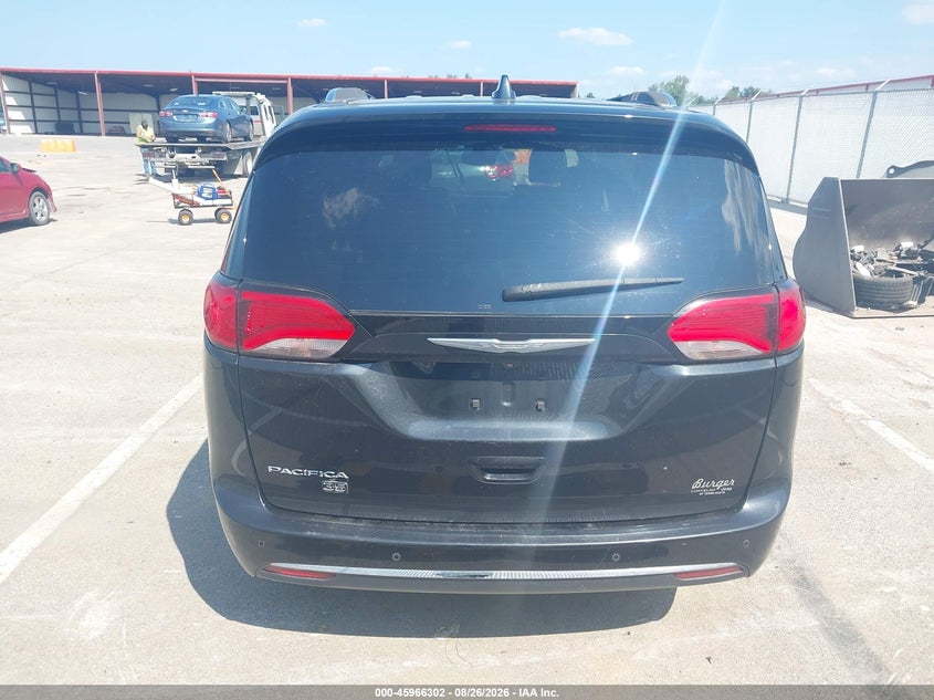 CHRYSLER PACIFICA - zdjęcie 16