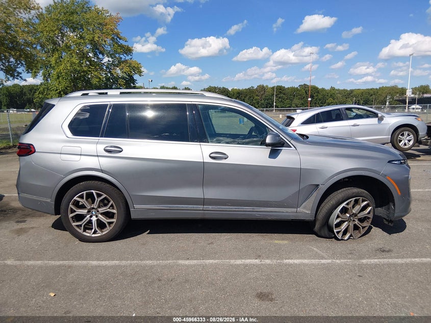 BMW X7 - zdjęcie 13