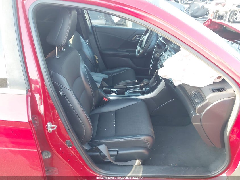 2017 HONDA ACCORD auction photo 5