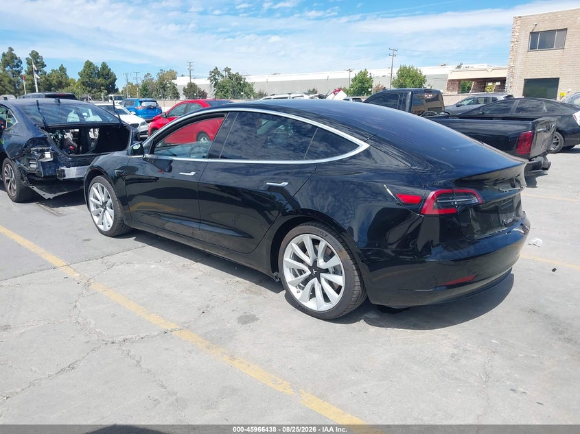 Vin: 5yj3e1ea3jf023507, lot: 46465657, tesla model 3 long range/mid range 20183