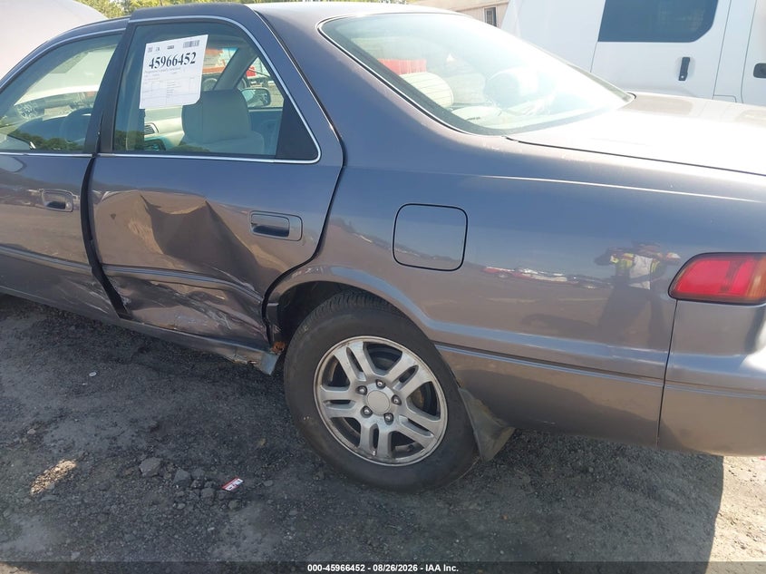 1999 TOYOTA CAMRY auction photo 6