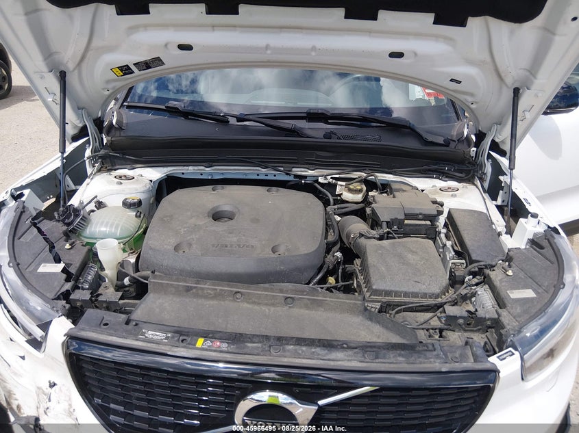 VOLVO XC40 2021 VIN YV4162UM5M2611533