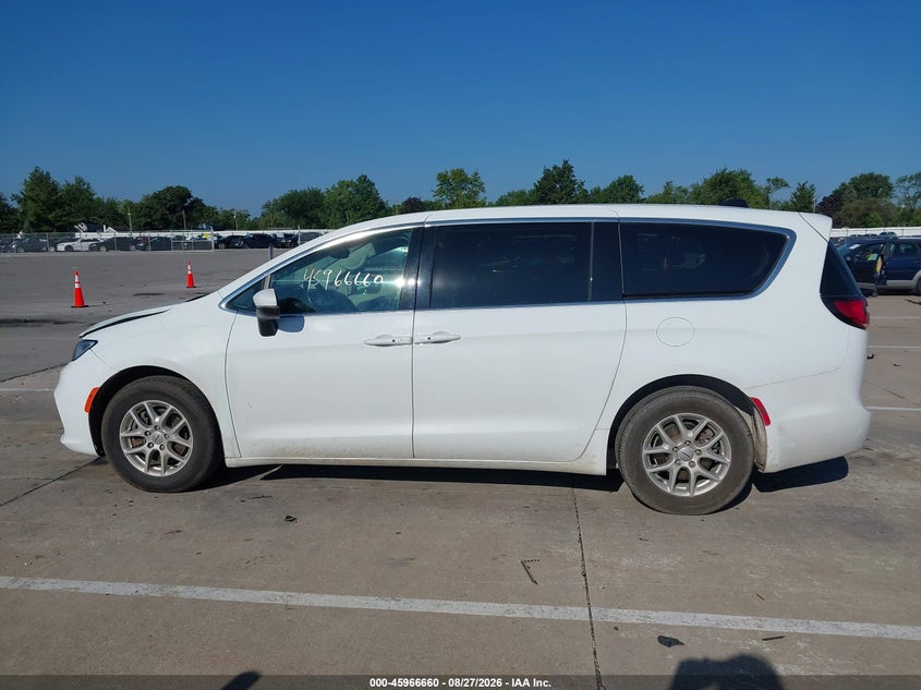 Фото 14 - CHRYSLER PACIFICA