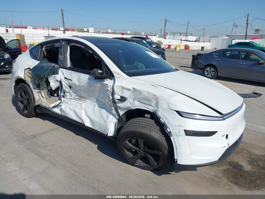 2026 Tesla Model Y All-Wheel Drive/Long Range Launch Series/Premium All-Wheel Drive