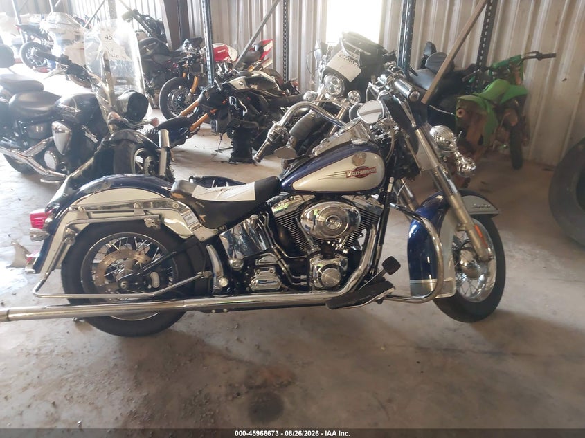 HARLEY-DAVIDSON FLSTCI 2006