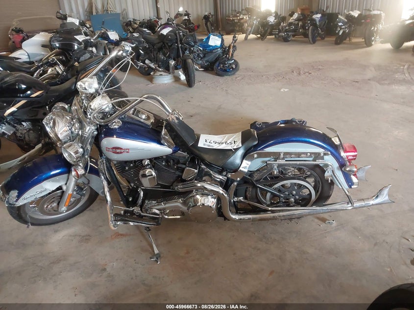 HARLEY-DAVIDSON FLSTCI 2006