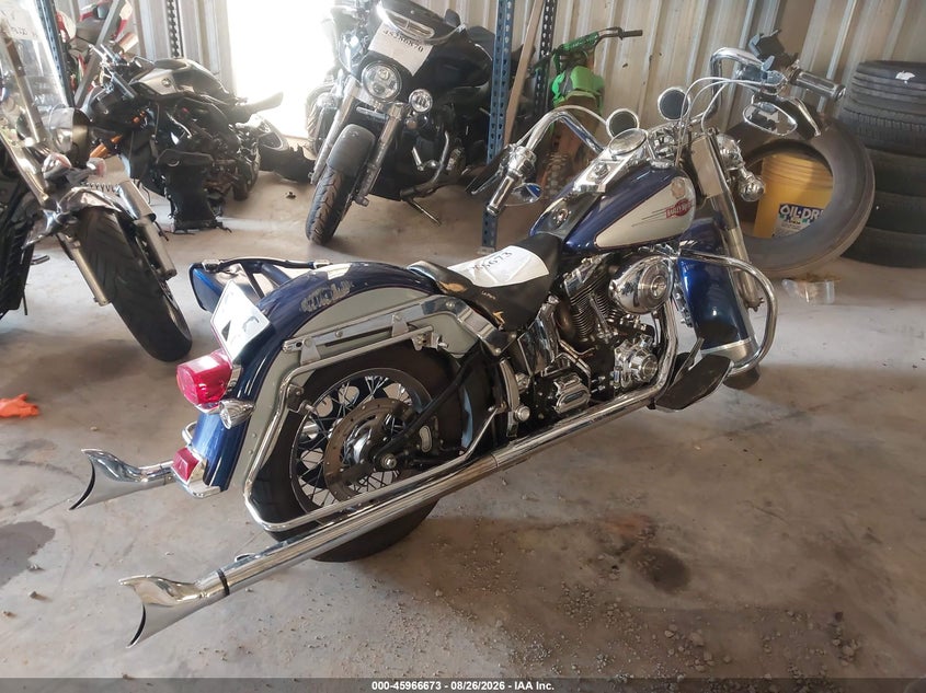 HARLEY-DAVIDSON FLSTCI 2006